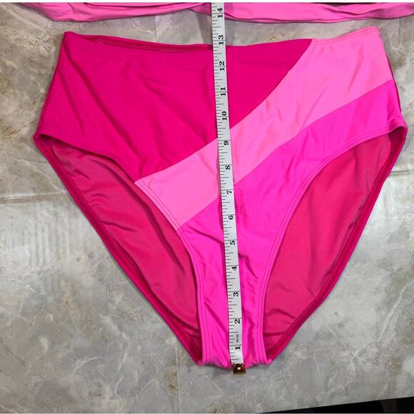 NWT Blooming Jelly Colorblock Pink Two-Piece Swimsuit – Medium - Picture 7 of 7